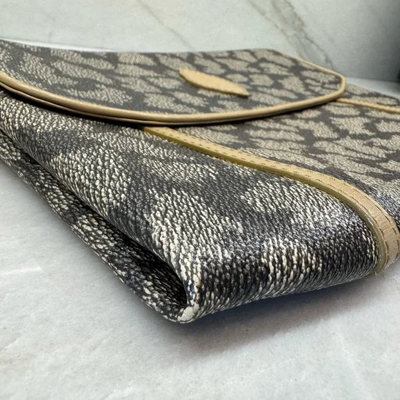 Yves Saint Laurent YSL Vintage Giraffe Print Flap Clutch Bag